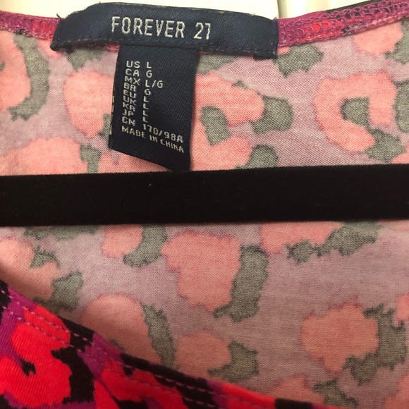 NWOT Forever21 Animal Print Crop Top - Picture 2 of 2